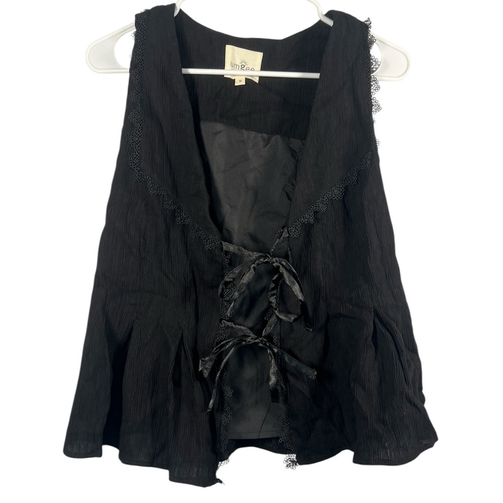 Umgee Tie Front Lace Pleat front Vest Tank Top Medium
